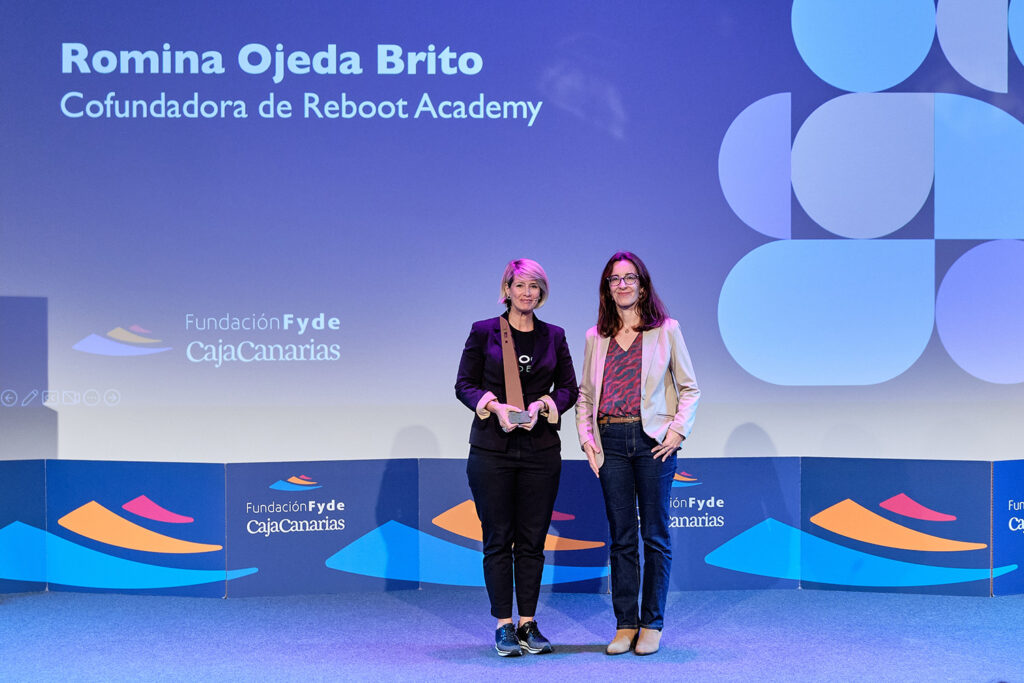 Multiplicación multa Arcaico La Fundación Fyde CajaCanarias entrega sus Premios Emprendimiento 2022 – Fundación  Fyde Caja Canarias